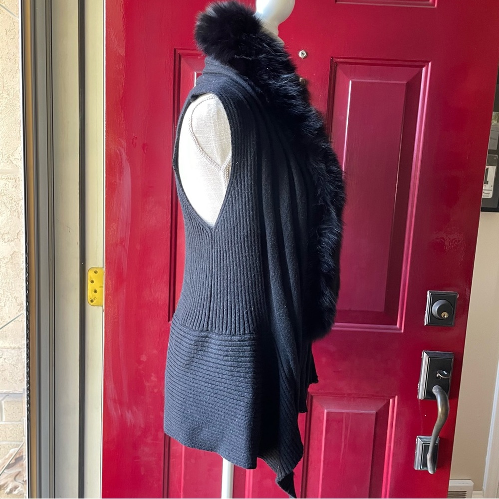 Caruana Real Fox Fur Open Vest Women Black (Size M) - Picture 3 of 9